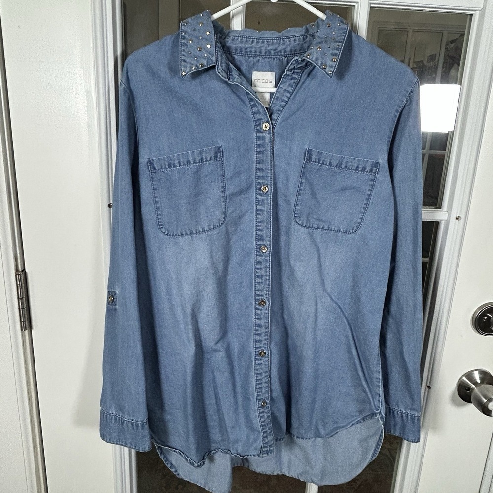 Chicos Gold Studded Collar Chambray Denim Button Down Shirt Tencel Size 2 (L) - Picture 2 of 12